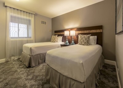 アストン・ワイキキ・ビーチ・タワー（旧 ザ・レジデンシズ・アット・ワイキキ・ビーチタワー）