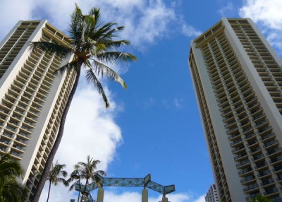 オアフ島 ホノルル 名古屋発 充実したリゾートステイ 毎朝食付 ハイアット リージェンシー ワイキキ7日間リージェンシークラブ マウンテンビュー 10時入室 滞在中レンタカー付 ハワイ旅行 ツアー専門店 ファーストワイズ